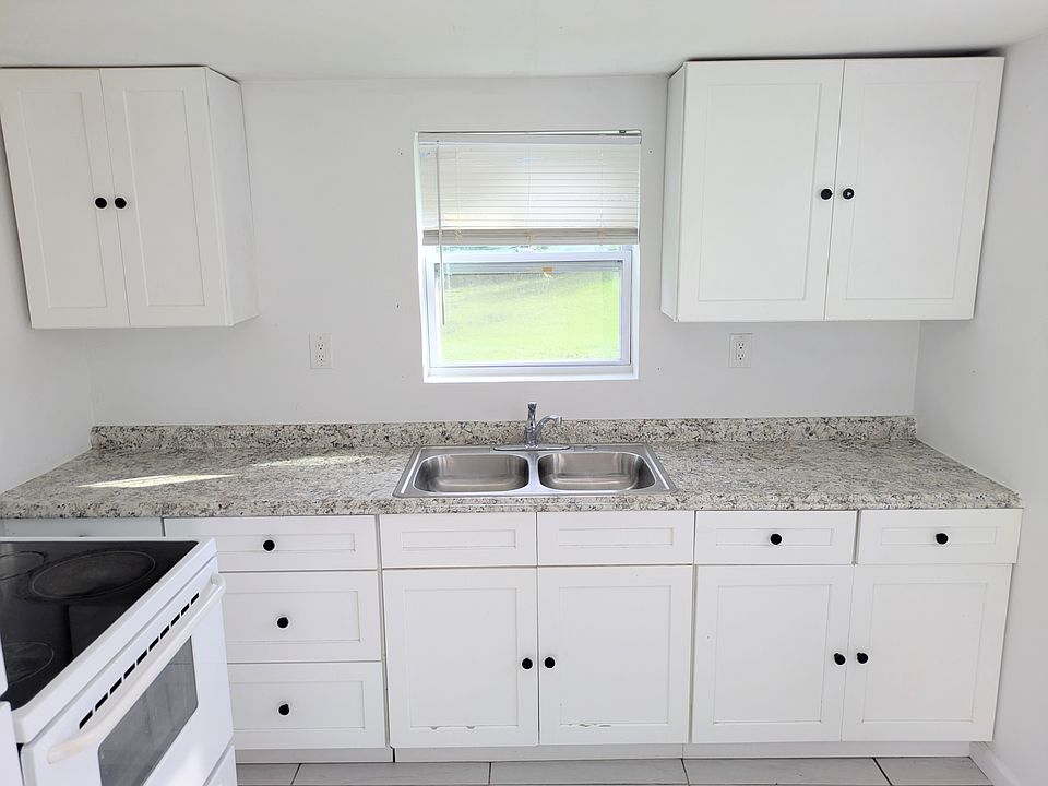 1st image of 549 Upper Sand Valley Rd #3