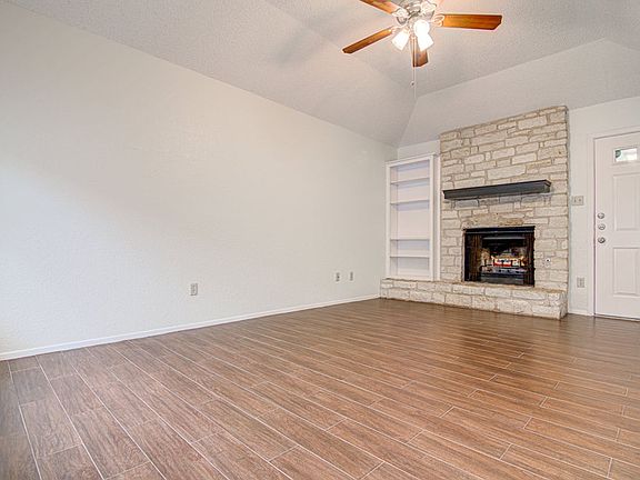 2nd image of 1900 Rawhide Dr APT B