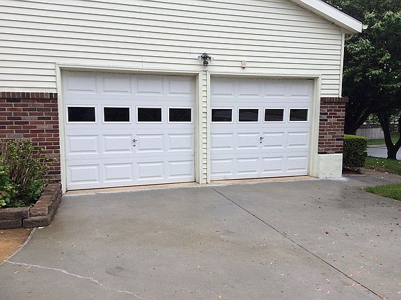 2nd image of 3307 Skyline Dr