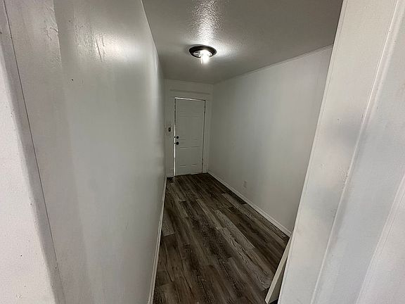 3rd image of 1103 Raton Ave
