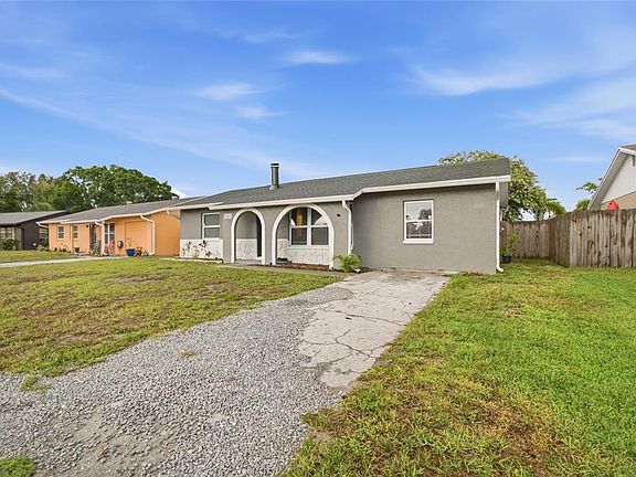 2nd image of 7941 Smoketree Ct