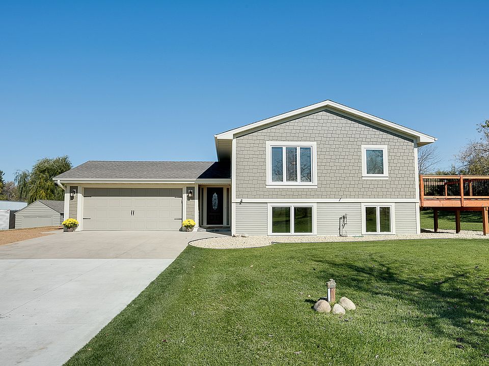 1st image of 19120 Mystique Dr