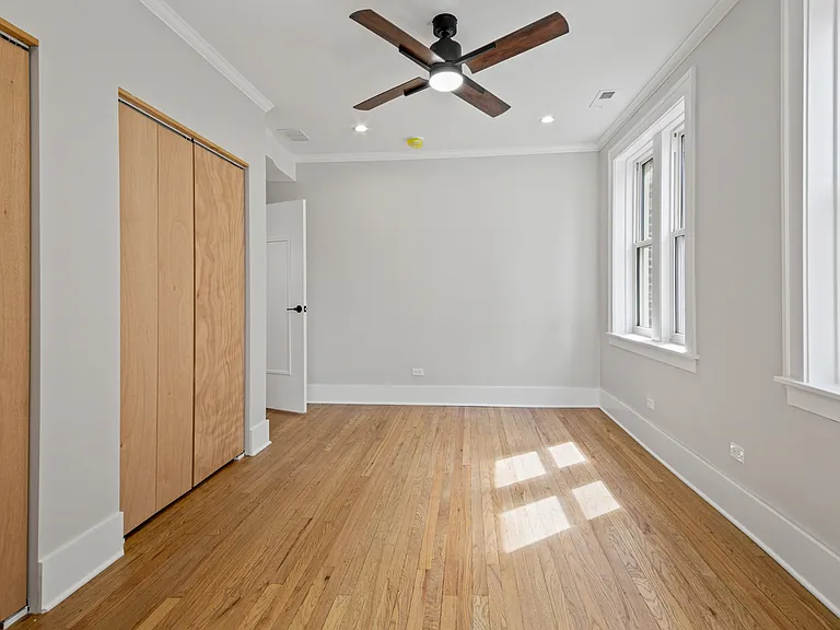 4834 N Springfield Ave #2 — Photo 16