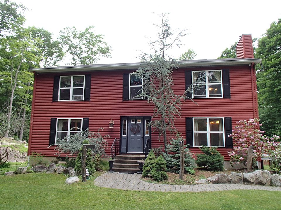 1st image of 23 Woodland Hills Dr