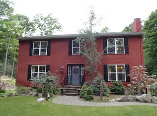 23 Woodland Hills Dr, Sussex, NJ 07461