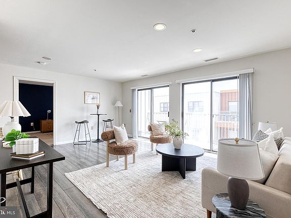 3rd image of 2702 Lighthouse Point E #719