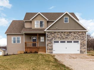9169 Licking Trail Rd, Jacksontown, OH 43030