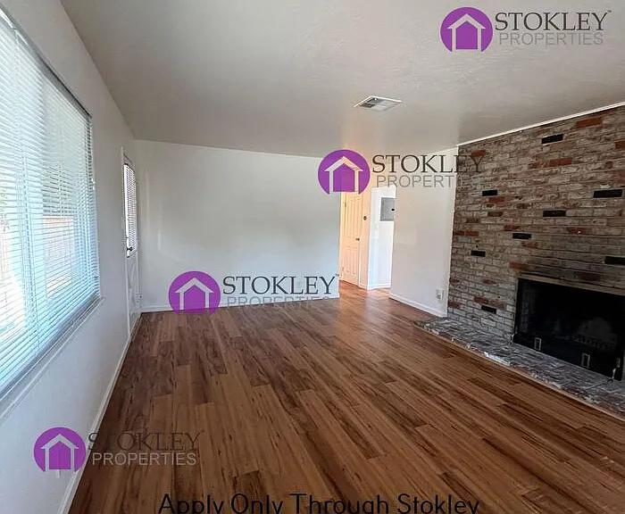 747 Harvard Dr — Photo 7
