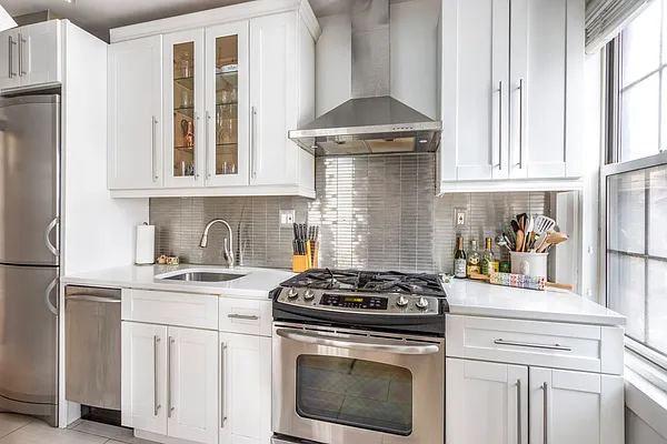 Rented by Brown Harris Stevens | media 11