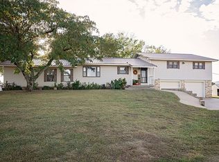 2824 Wintergreen Rd, Waldron, AR 72958