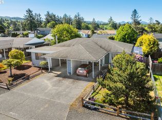 1235 E Broadway St, Seaside, OR 97138