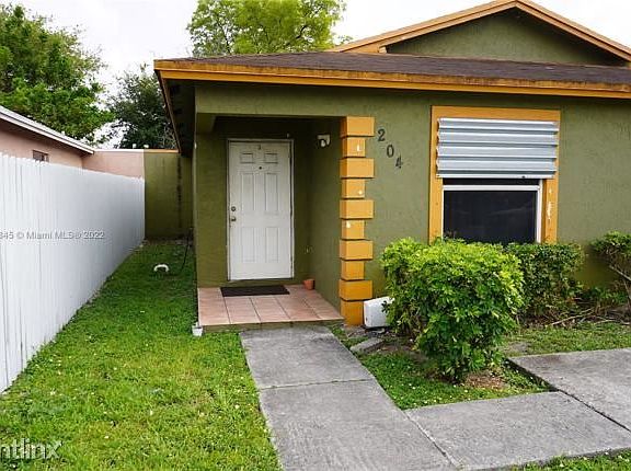 2nd image of 204 NW 179th St