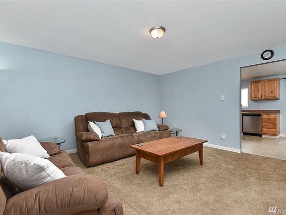 4th image of 11406 Denny Ave SW
