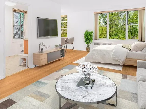 110 Dehaven Drive #220, Yonkers, NY 10703