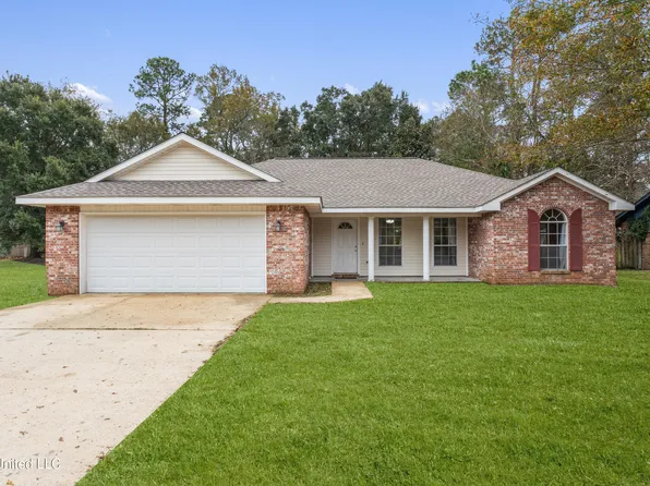 9109 Meadowlark Ave, Ocean Springs, MS 39564