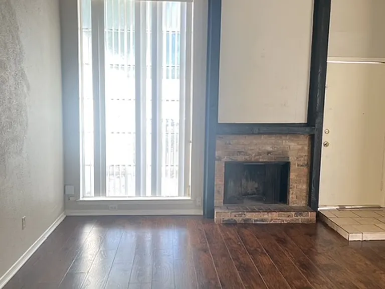 2607 San Sabastian Cir — Photo 4