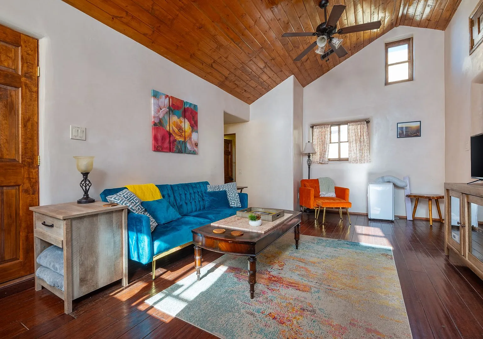 Long Term Vacation Rental Available Now — Photo 1