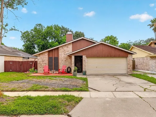 6750 Heavens Gate Dr, Corpus Christi, TX 78413