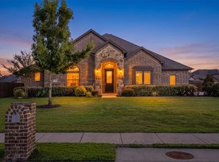 177 Hackney St, Waxahachie, TX 75165