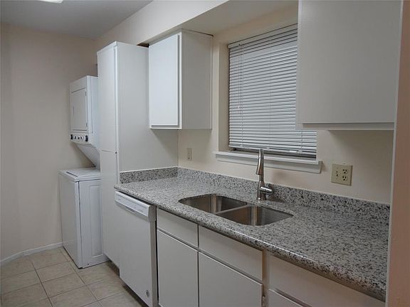 5th image of 18800 Egret Bay Blvd APT 1101