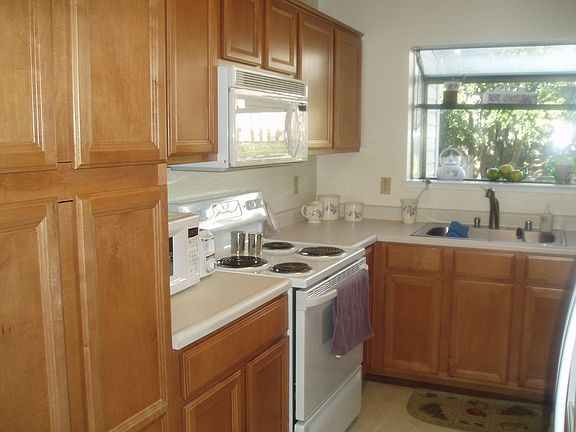 3rd image of 6561 Conestoga Ln