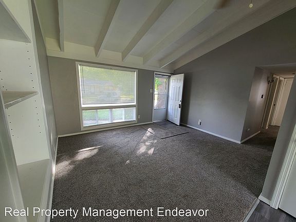 3rd image of 2737 Shadycreek Ct