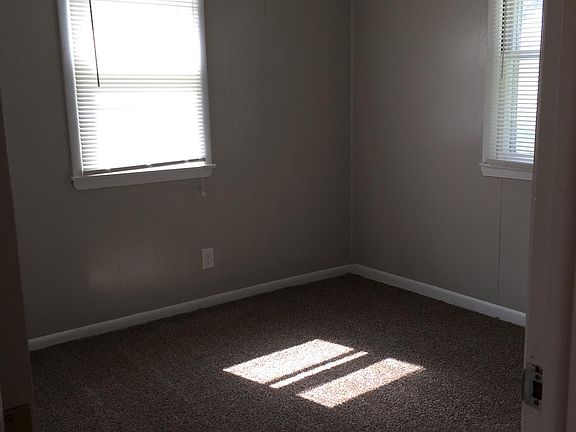 4th image of 1213 S Ann St
