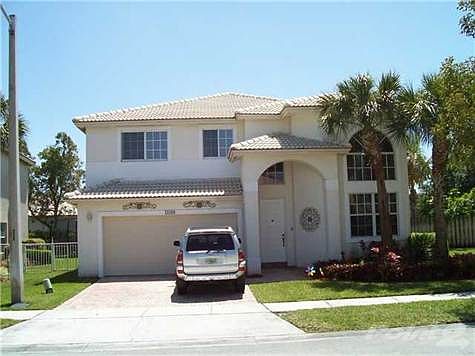 1st image of 16966 NW 20th St