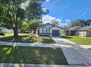 13625 Laraway Dr, Riverview, FL 33579