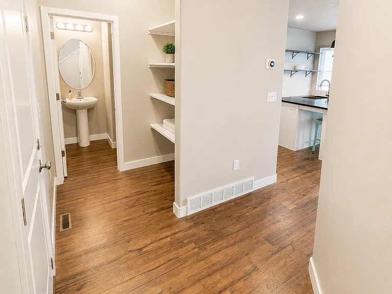 Entryway 2