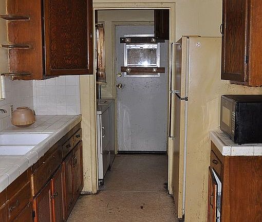 3rd image of 8905 S 10th Ave