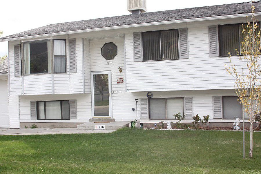 1st image of 1016 Southwest Dr