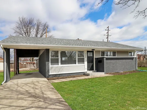 7200 Wilson Ter, Morton Grove, IL 60053