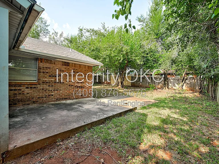 5233 Coble St — Photo 6