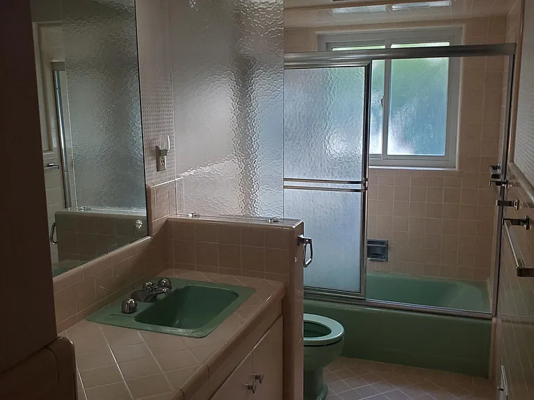 1137 S Mercedes Way — Photo 5