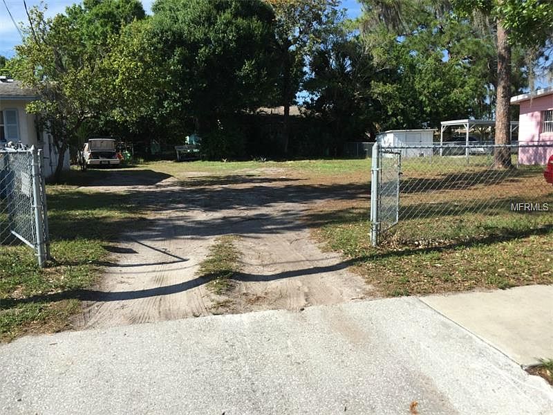 2nd image of 1981 29th St