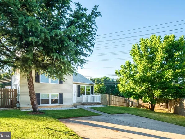 1003 Berkley Dr, Sykesville, MD 21784