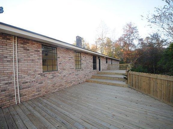 4th image of 63 W Lakeview Dr