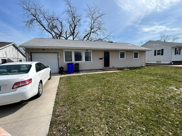 4208 Sherman St NE, Cedar Rapids, IA 52402