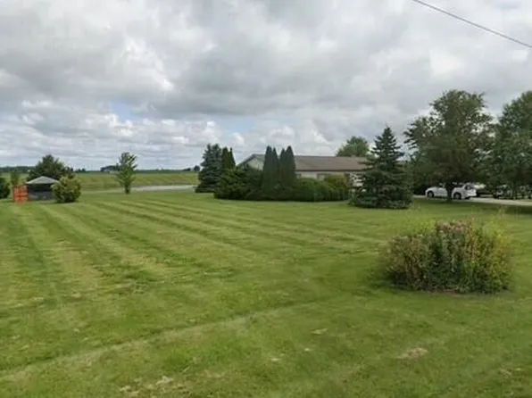 16600 Tyler Rd, Bowling Green, OH 43402