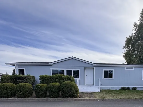 1145 SW Cypress St Unit 42, McMinnville, OR 97128