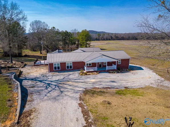 2255 County Road 362, Trinity, AL 35673