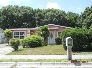 2705 Avenue E, Fort Pierce, FL 34950