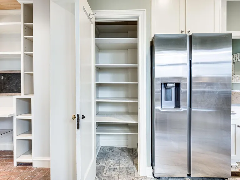 4206 Farrar Ave — Photo 4