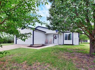 140 N Young St, Greenwich, KS 67055