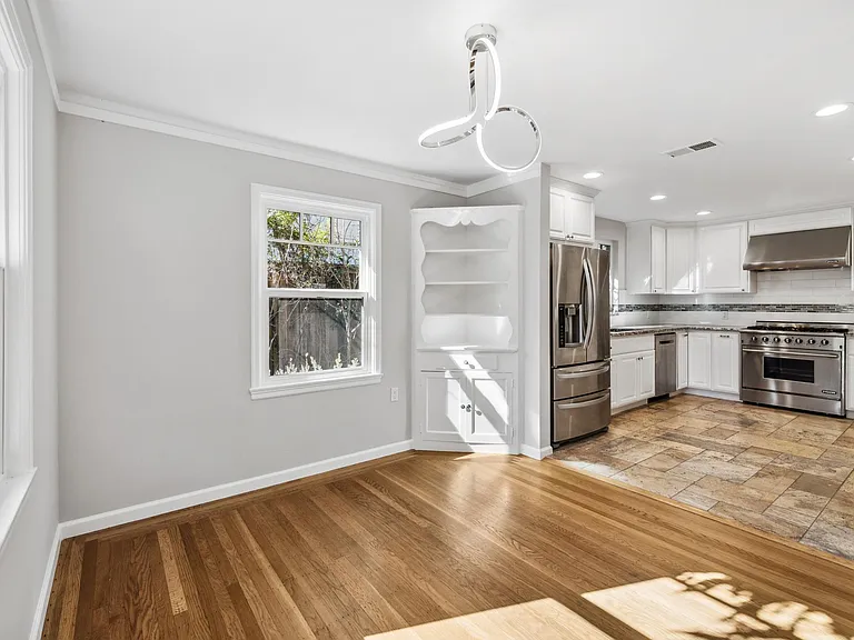 511 Central Ave — Photo 21