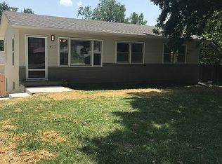 477 NE Meadowbrook Rd, Kansas City, MO 64119