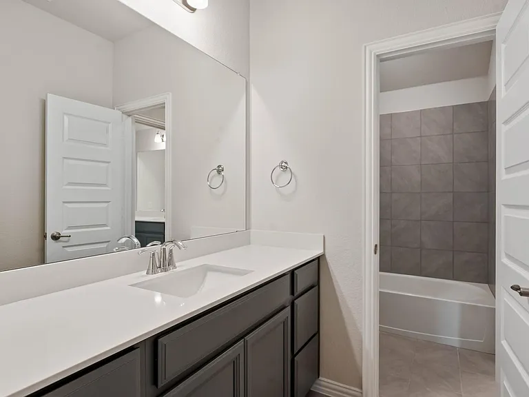 3513 Twin Pond Trl — Photo 35