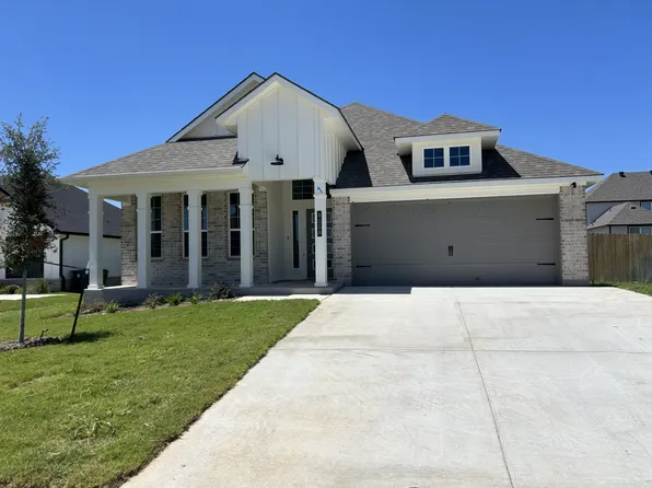 8008 Townsend Dr, Waco, TX 76708