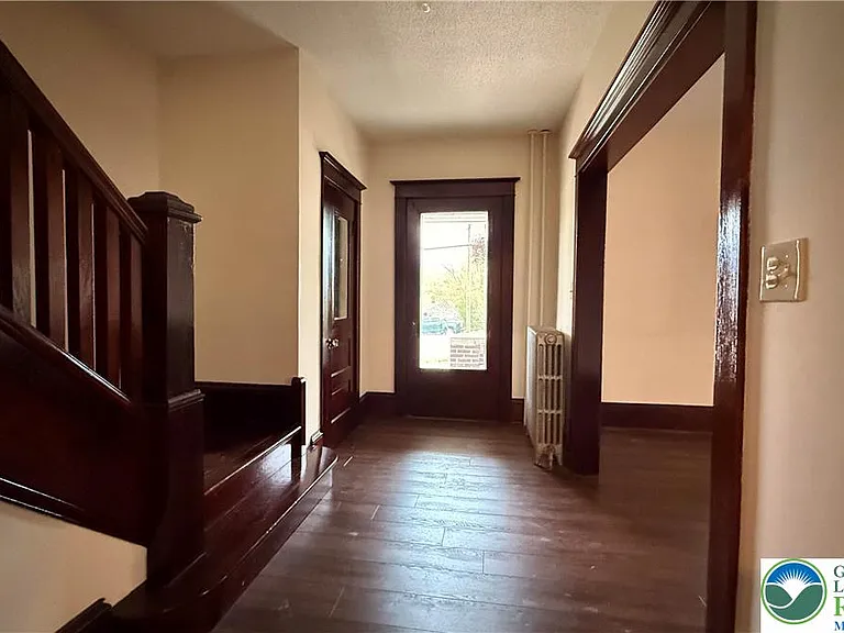 3241 Freemansburg Ave — Photo 11